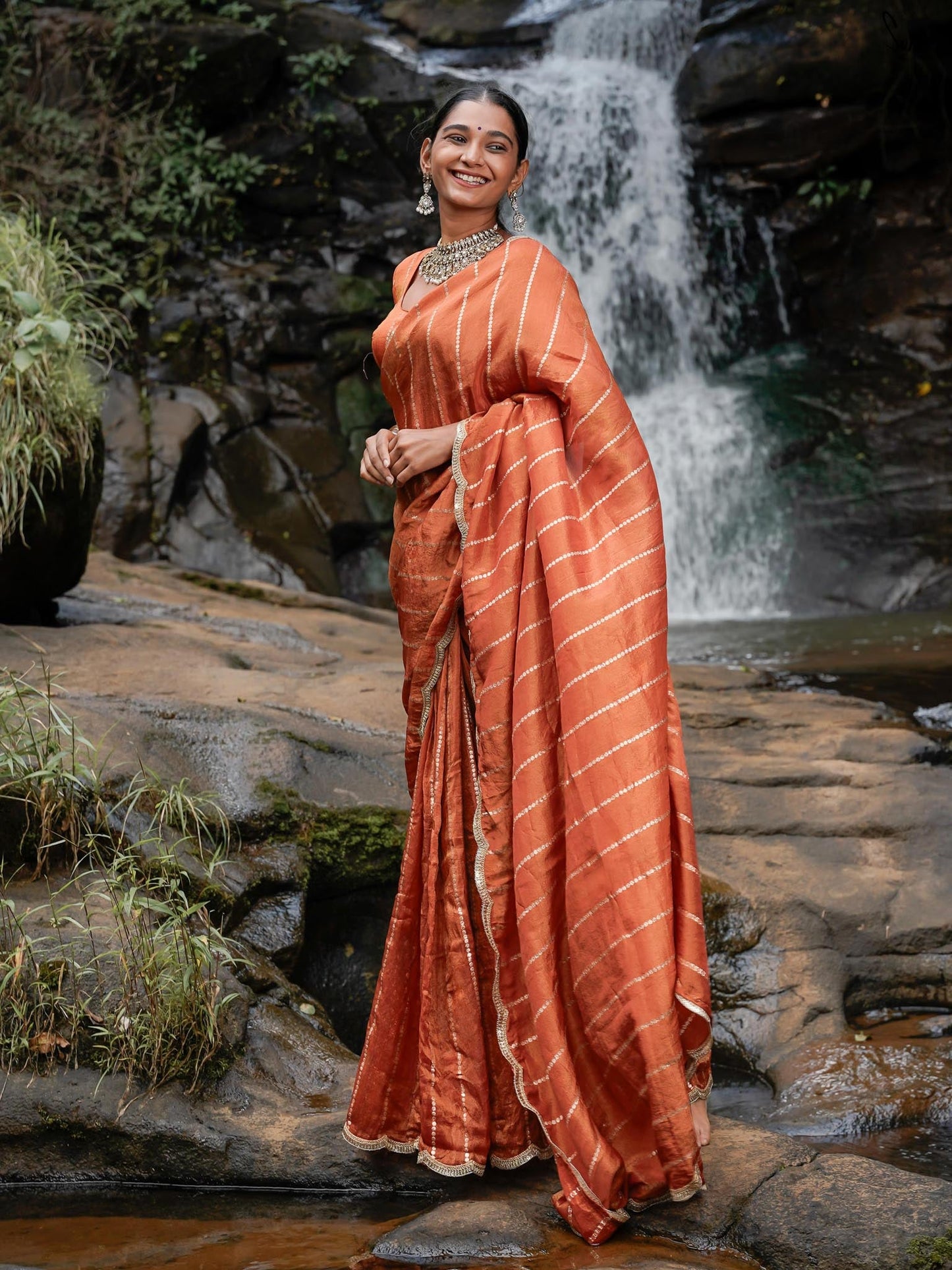 InLine Rekha
