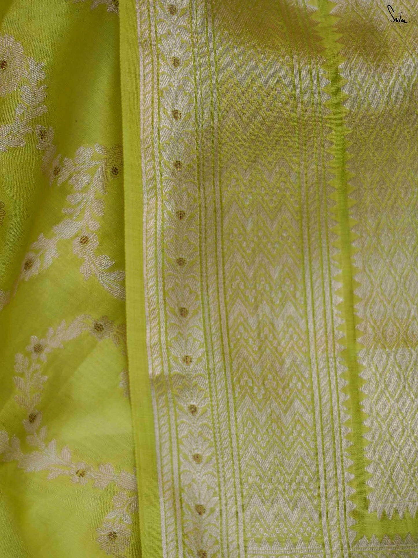 Swarangi Green Banarasi Saree