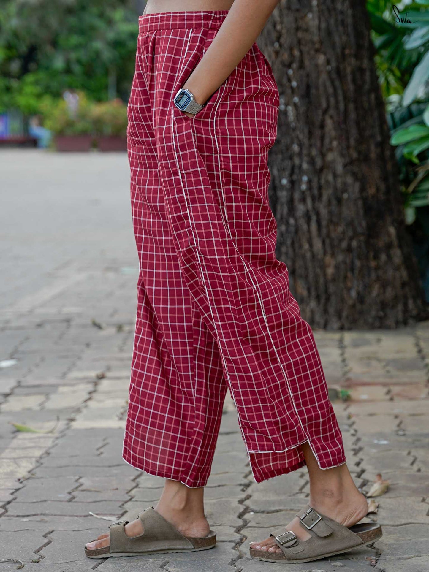 Gulabi Ghar