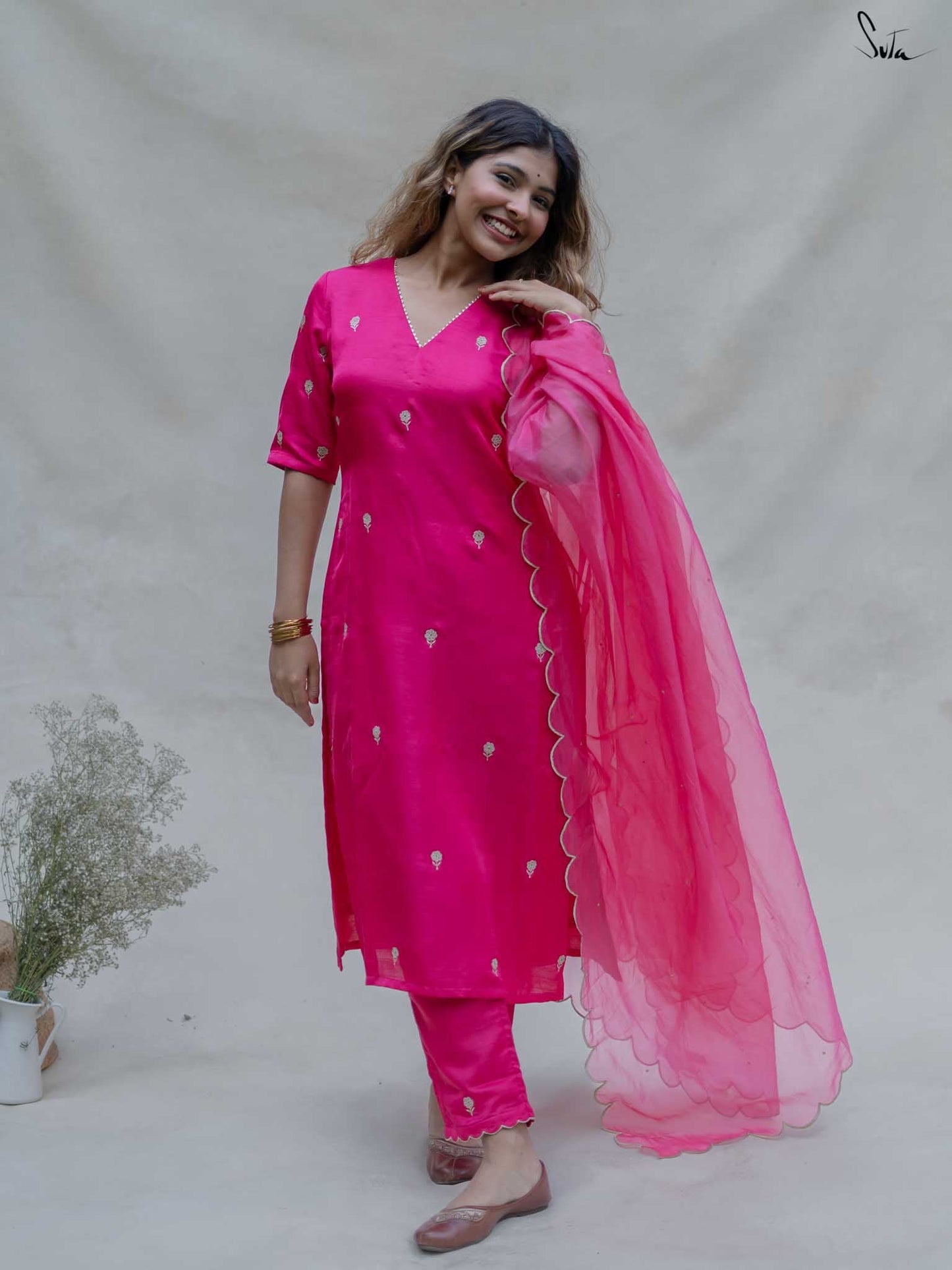 Gulabi Beli